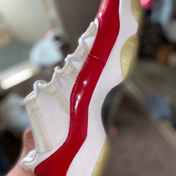 Jordan 11 size 12 cherry low - Picture 4 of 5